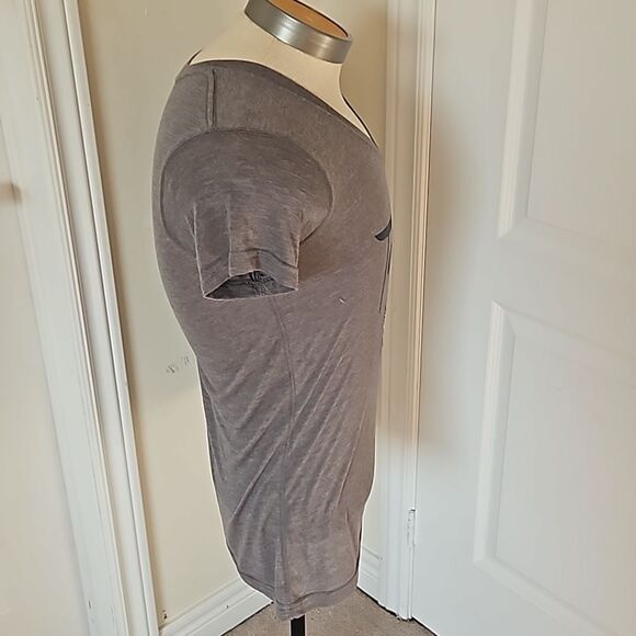 NHL Women's Hockey Logo Toronto Maple Leaf T-Shirt Medium Gray - Picture 5 of 16